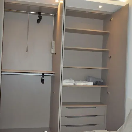 Luxurous Comfort With Sea View Appartamento