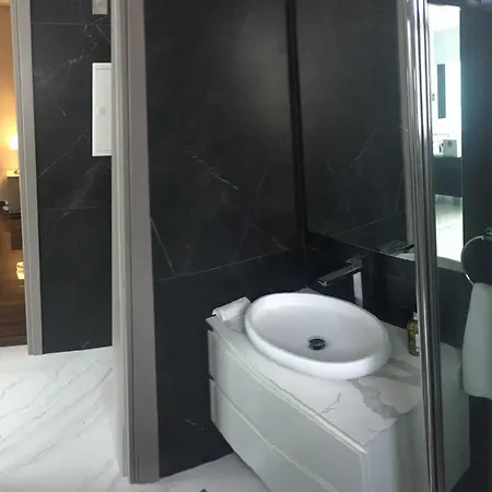 Appartamento Luxurous Comfort With Sea View Larnaca