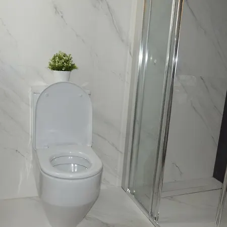 Luxurous Comfort With Sea View Appartamento Larnaca