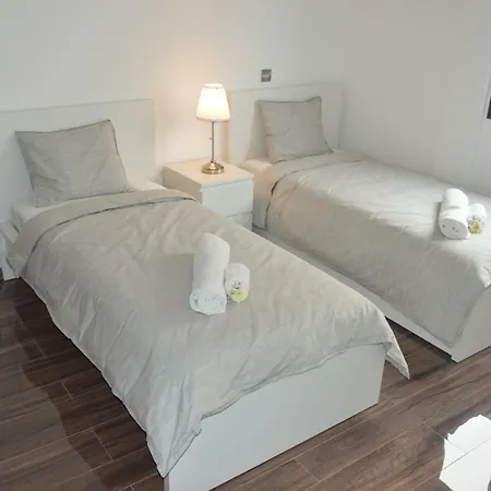 Luxurous Comfort With Sea View Appartamento