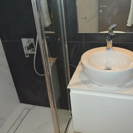 Luxurous Comfort With Sea View Appartamento Larnaca