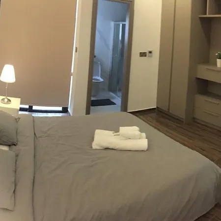 Luxurous Comfort With Sea View Appartamento Larnaca